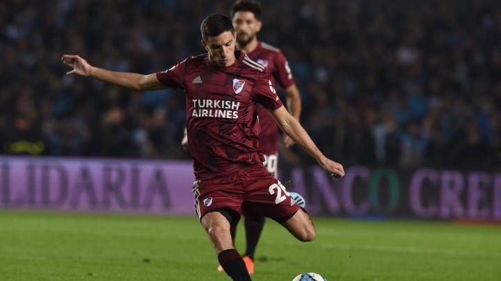 La histórica goleada que River le propinó esta noche a Racing por 6-2 en condición de visitante se dio por última vez en 1962, también en Avellaneda.