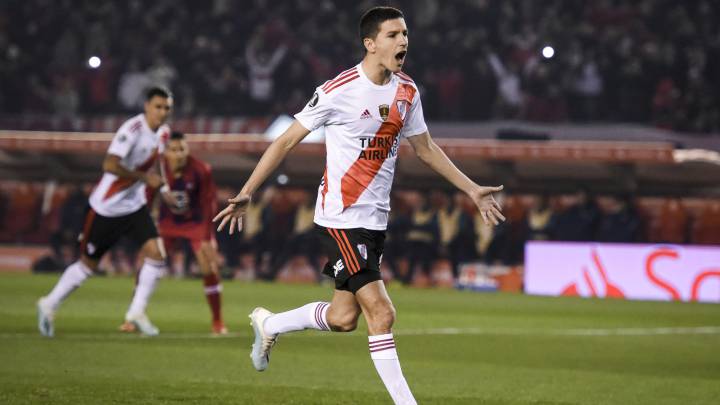 El lateral izquierdo fue la figura del Millonario en el triunfo ante Cerro Porteño. También hubo buenas actuaciones de De La Cruz, Nacho Fernández y Borré.