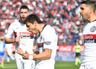 San Lorenzo sigue en la punta