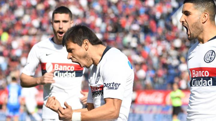San Lorenzo sigue en la punta
