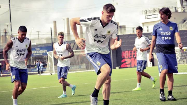 Primera práctica en San Antonio con equipo a la vista