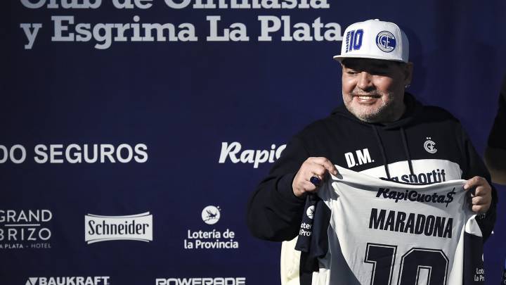 ¿Quiénes integran el cuerpo técnico de Maradona?