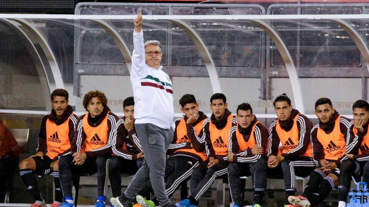 Martino: "A Maradona lo quiero, pero no sé si tanto"