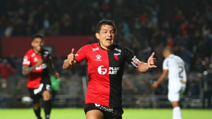 Colón busca la historia en Brasil