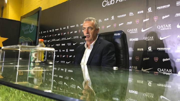 El entrenador de Boca no definió el equipo para ir al Monumental, pero su estrategia sería similar a la del clásico de Superliga. Repasá puntos claves.