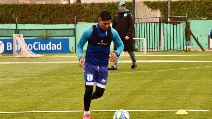 Zaracho trabajó a la par y jugaría ante Boca
