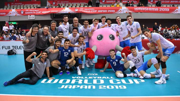 Argentina tumbó a Australia en el Mundial de voleibol e igualó su mejor marca