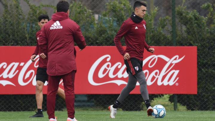 Con un equipo alternativo, River visita a Arsenal por Superliga