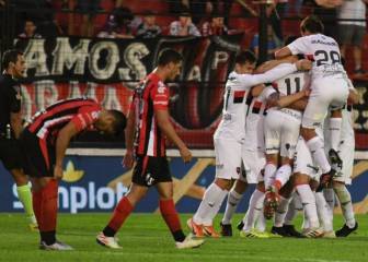Newell’s ganó un partido clave y hundió a Patronato