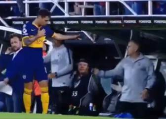 Liniers estallaba contra Mauro Zárate y el atacante se marchó tocándose el escudo de Boca
