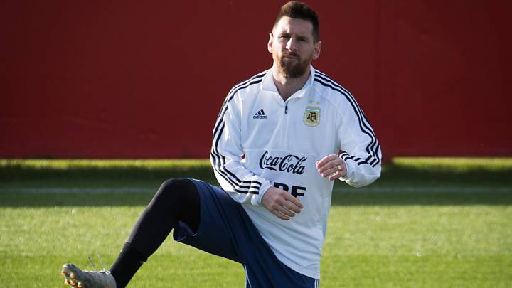 Messi y Agüero trabajaron con normalidad; Lautaro, al margen