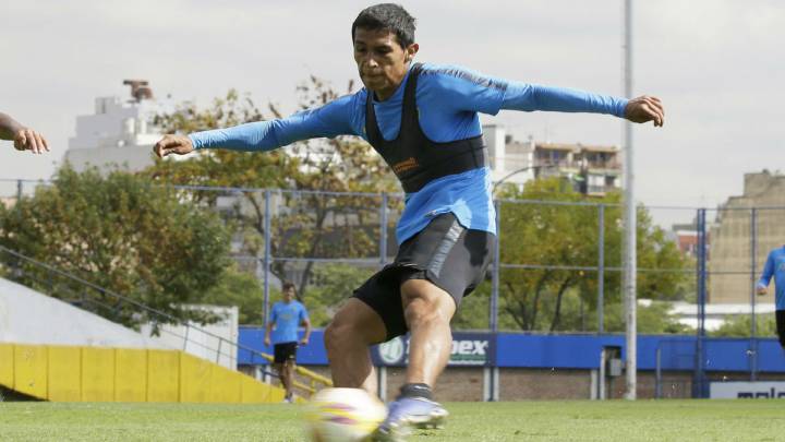 Obando se golpeó durante la práctica y asustó a todos
