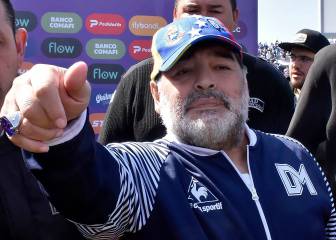 Maradona u-turn to stay at Gimnasia