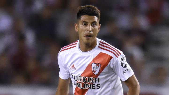¿Cuánto dinero le quedó a River por la venta de Palacios?