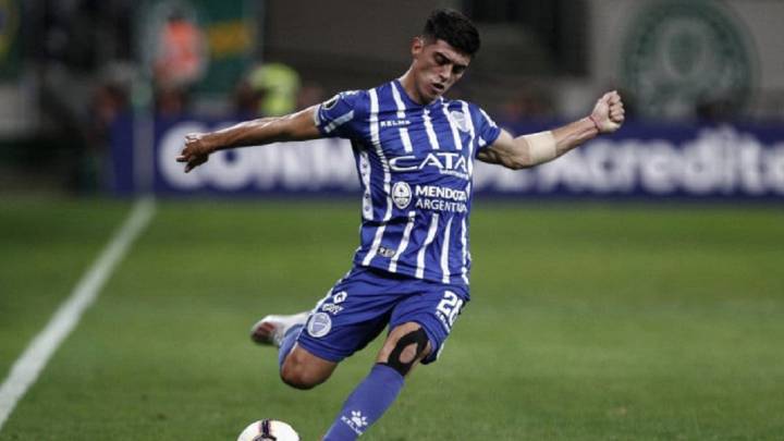 En las últimas horas, TyC Sports reveló que a Gallardo le interesa el mediocampista de Godoy Cruz, aunque por el momento no se iniciaron negociaciones.