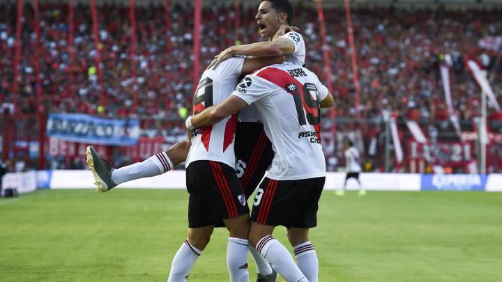 El Beto fue consultado sobre el futuro de la dirección técnica de River y postuló a Enzo. Además, dijo que compartiría palco con Riquelme y volvió a arremeter contra De Rossi.