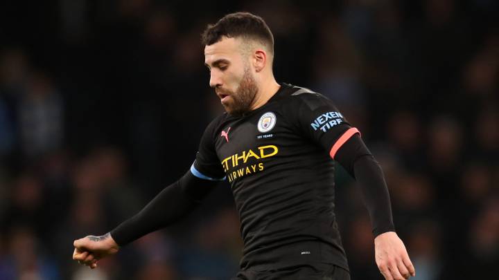 Otamendi: "Soy hincha de River, pero mi cabeza está en el City"