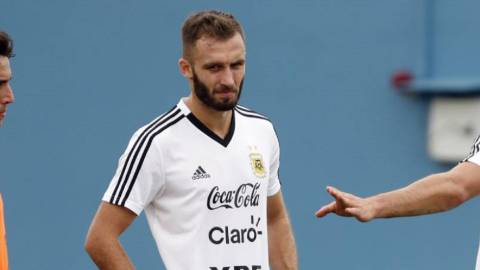 Pezzella, positivo en Coronavirus