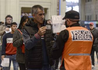 Coronavirus en Argentina: freno al pago de la compra de alimentos con sobreprecios