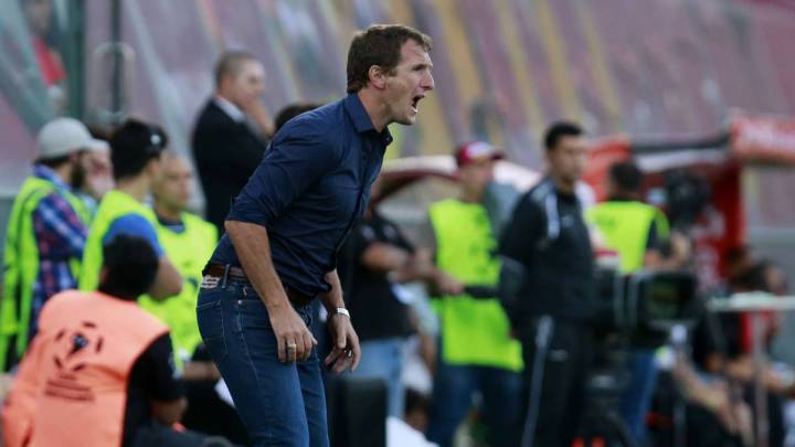 Arruabarrena: "Riquelme es inteligente, sabe con quién tiene que rodearse"