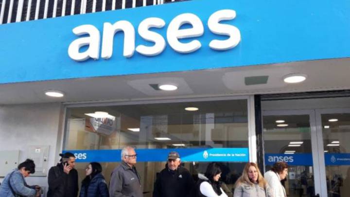 Monotributistas y autónomos: ¿quiénes no pueden acceder a los créditos a tasa cero de AFIP?