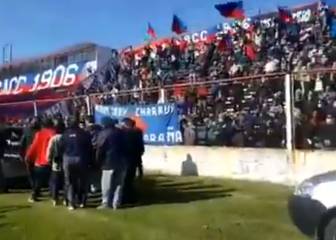 Pelos de punta con el funeral del 'Trinche' en Central Córdoba