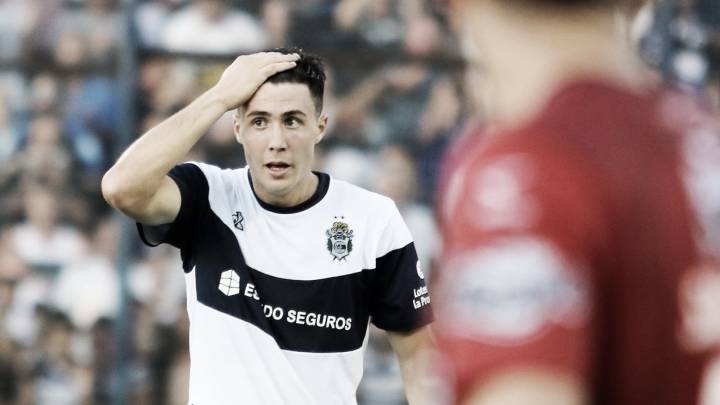 El Nápoles se fija en Paradela, el chico que sueña con ser Maradona