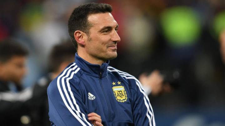 Scaloni: "La Bombonera no es mi cancha favorita, pero me gusta sentir el calor del público"