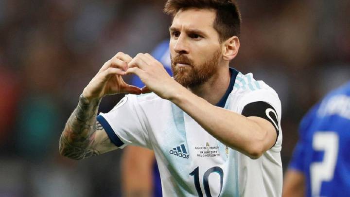 Día de la Bandera en Argentina: los saludos de Messi y Maradona en redes sociales