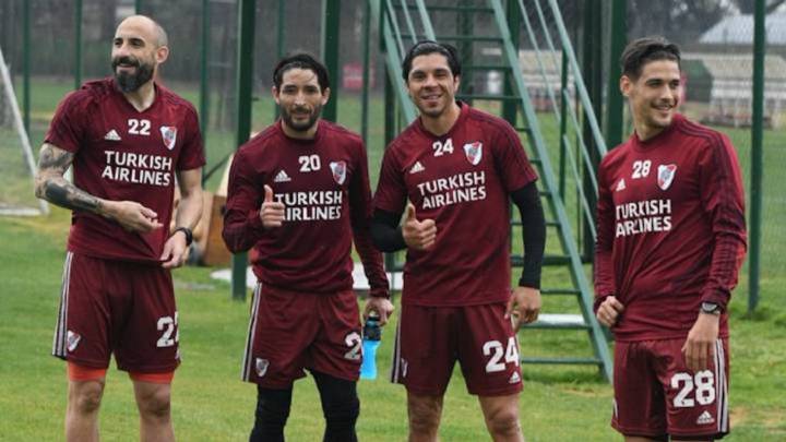 El Muñeco lleva 23 futbolistas a Brasil para enfrentar a San Pablo