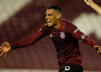 José Sand, goleador de récord
