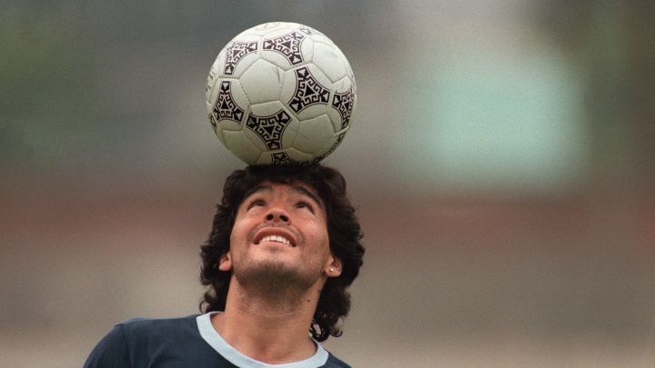 Amar sin ver: Maradona trasciende generaciones