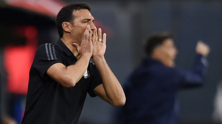 Scaloni contra el VAR: "el fútbol así, no le gusta nadie"