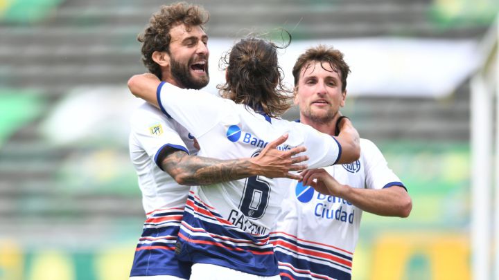 San Lorenzo goleó a Aldosivi en Mar del Plata y lidera la zona 5