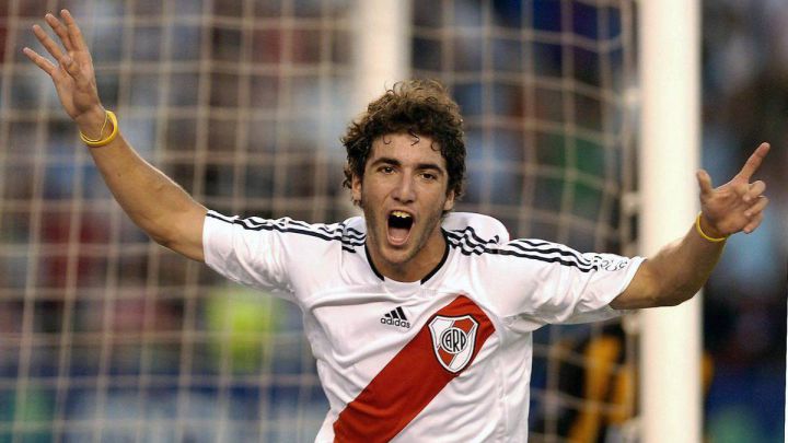 Higuaín: "El que nunca jugó un Clásico no lo va a entender"