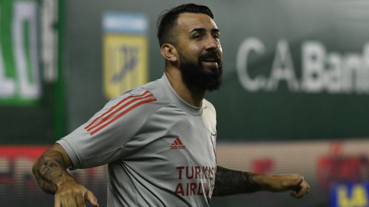Pratto: "Sé que necesito jugar y Gallardo también lo sabe"