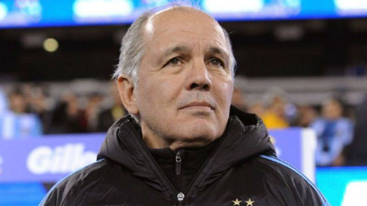 El exseleccionador argentino Alejandro Sabella fue internado de urgencia