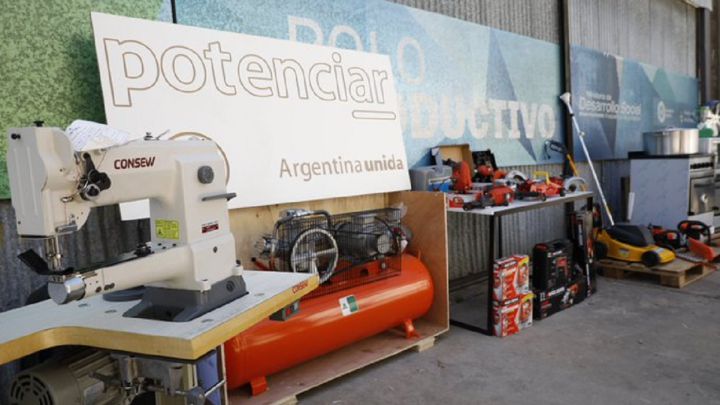 Bono de fin de año de $5.000: ¿quiénes lo cobran y cuándo se pagaría el segundo refuerzo?