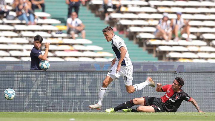 Tenaglia: "Para mí sería muy lindo jugar en Boca"