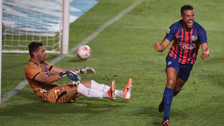 En el debut de Dabove, San Lorenzo resiste y logra la victoria en casa ante Arsenal