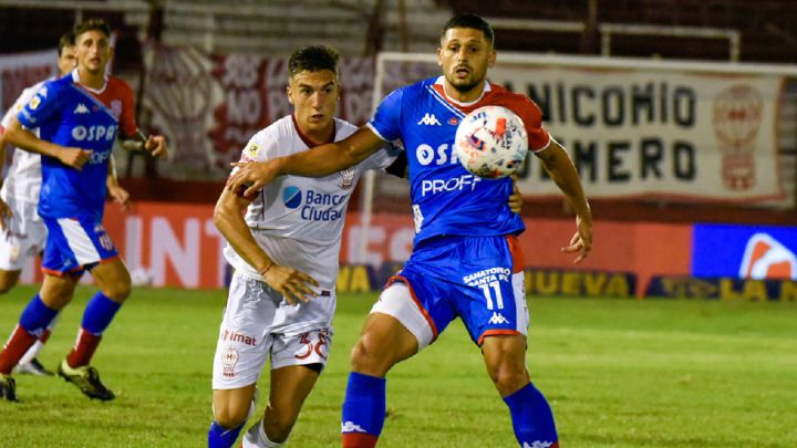 Unión mereció algo más que Huracán en el Palacio
