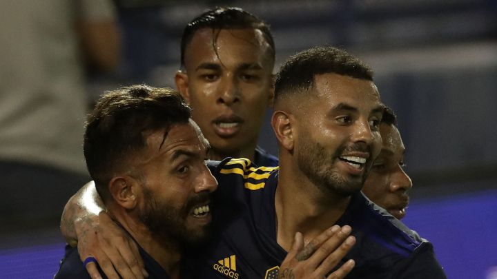 Tevez y Cardona, entre algodones