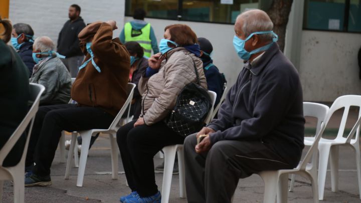 Bono refuerzo de ANSES en abril: en qué consiste, montos y cómo saber si lo cobraré
