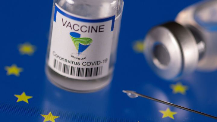 Vacuna Sinopharm: origen, efectividad, dosis y posibles efectos secundarios para mayores de 60 años
