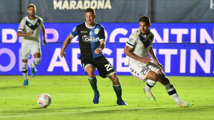 Seguí el Vélez vs Banfield, hoy en vivo y en directo online, partido por el cupo para la Sudamericana 2022, desde San Juan, a través de AS.com.