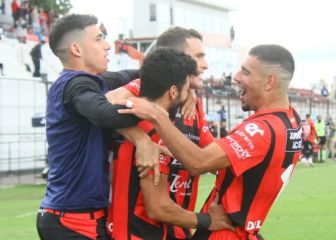 Patronato se divierte y golea a Gimnasia