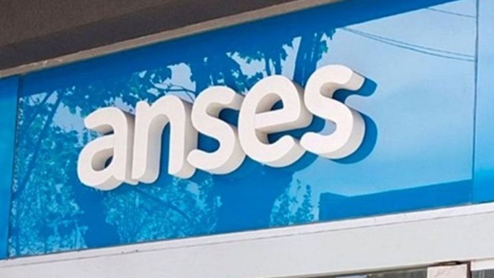 AUH, AUE, PNC, desempleo, jubilaciones y pensiones de ANSES: quiénes cobran hoy, 14 de abril