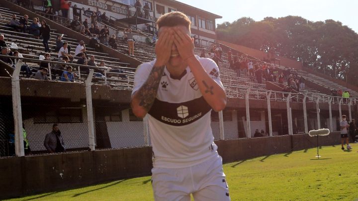 Platense golea a Central