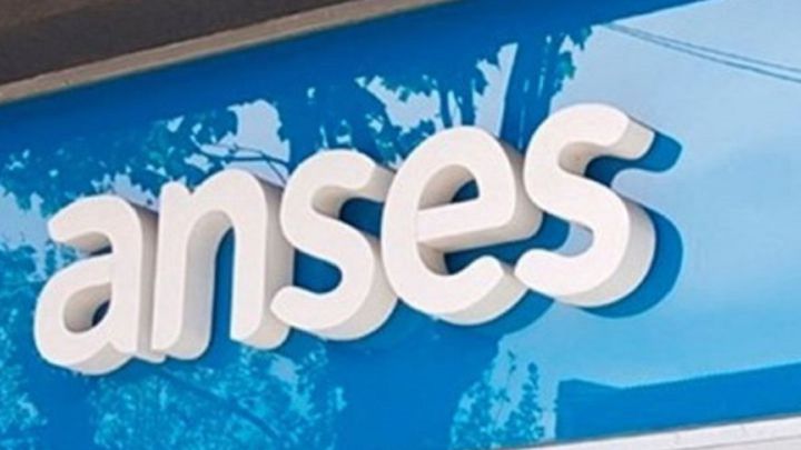 Bono $15000, AUH, AUE, PNC, desempleo, jubilaciones y pensiones de ANSES: quiénes cobran hoy, 21 de mayo