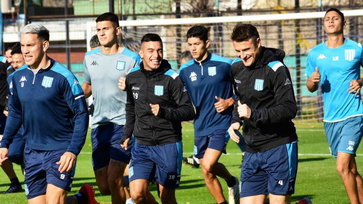 El presidente de Racing Club, Víctor Blanco, habló con el programa Milenium Sports (FM Milenium 106.7) sobre lo que se le viene al equipo de Avellaneda.